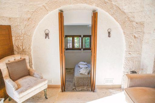 Bed and Breakfast Trullo Grace -Trulli Anti' Charme & Relax Альберобелло Экстерьер фото